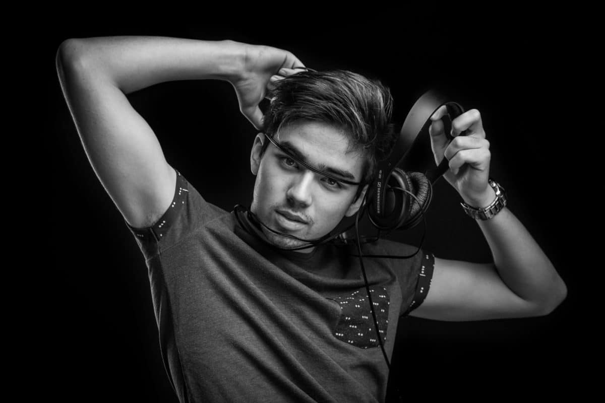 musician creative headshot portrait by hero shot photography